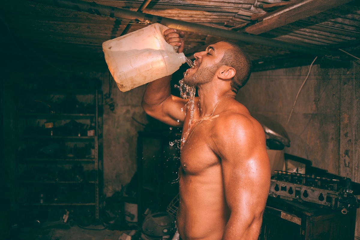 High-protein nutrition for muscle growth